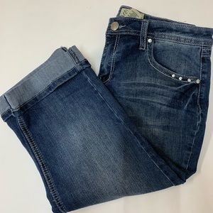 Earl Jean women’s size 10 capri pants